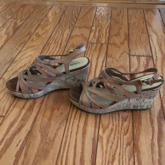 Sz 6 Kelly & Katie wedge sandal in excellent shape - Picture 2 of 8